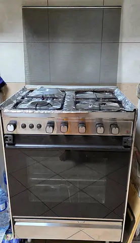 Free Standing Gas Cooker with Oven