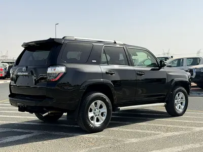 2022 Toyota 4RUNNER — фото 8