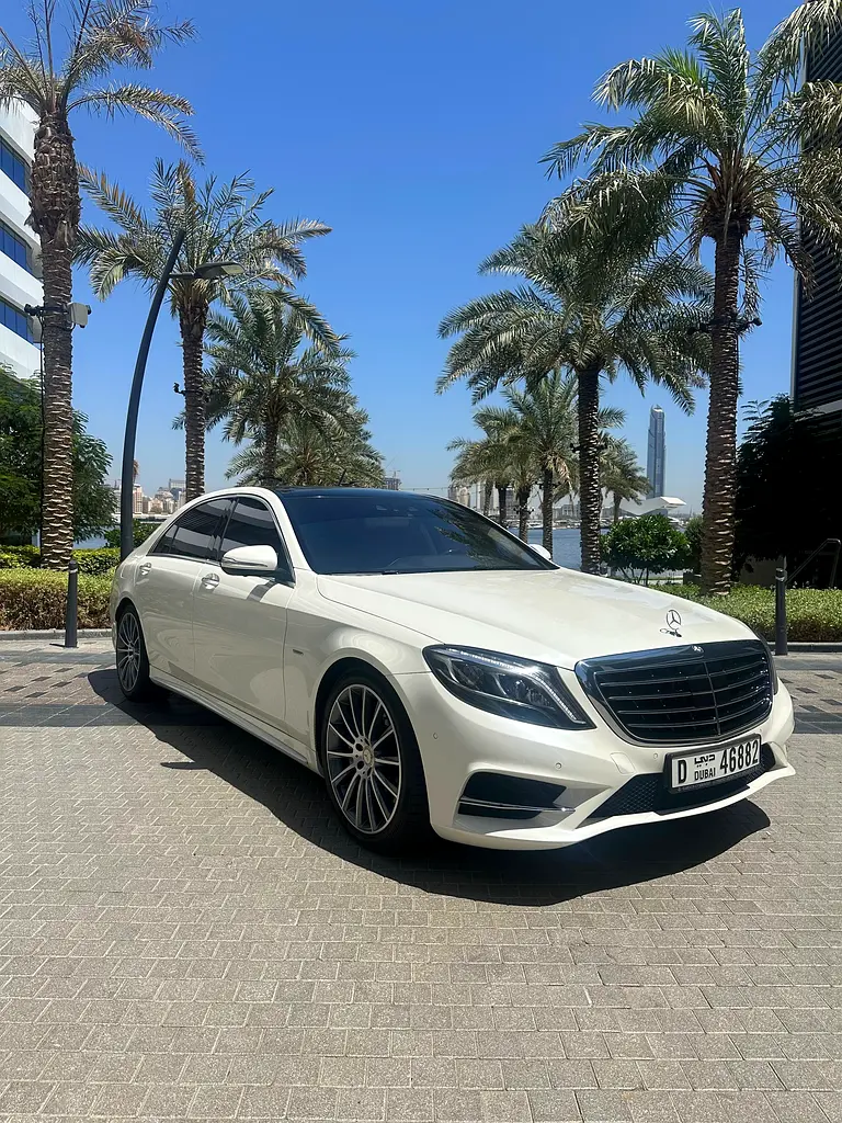 Mercedes-Benz S-Class 2014 — photo 1 of 12