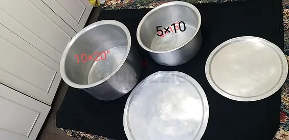 Set of 2 Large Aluminum Cooking Pots with Lids - Good Condition