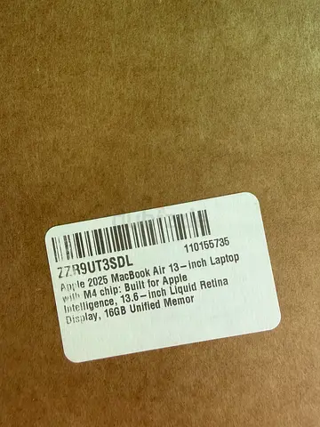 MacBook Air 2025 13 inch M4 chip 16GB RAM 512GB storage