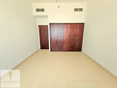 SEAFRONT DUPLEX 3BHK APARTMENT WITH WARDROBE GYM POOL COVERED PARKING