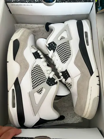 Jordan 4 military black used 11.5 US / 45.5 EU