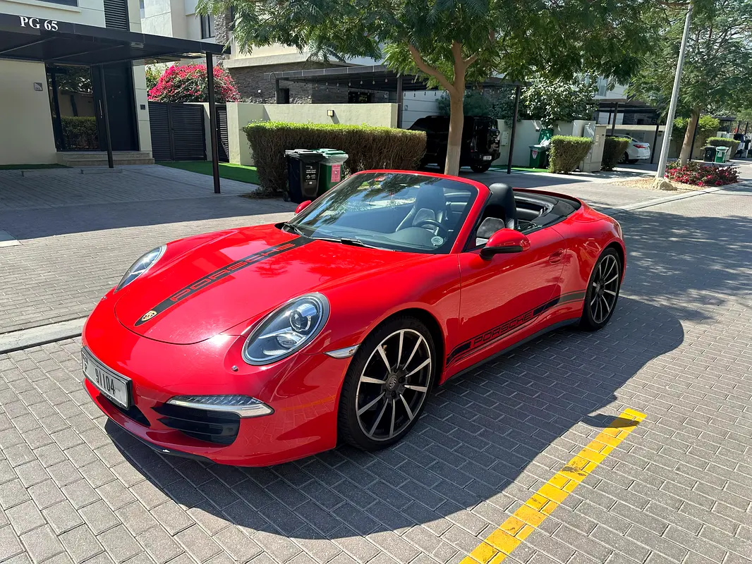 Porsche 911 2014 — photo 1 of 6