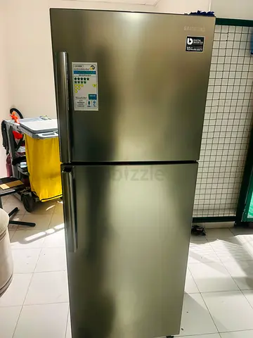 ثلاجة