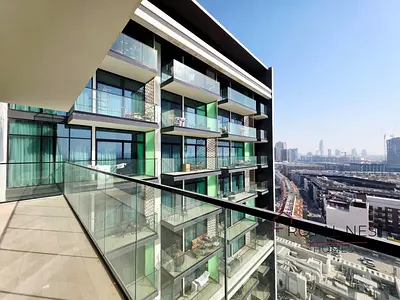 Vacant I Mid Floor I Pool And Community View
