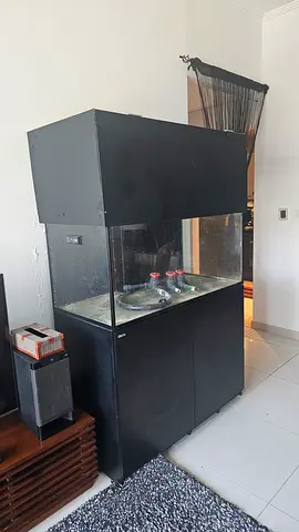 Red sea 425 XL marine aquarium
