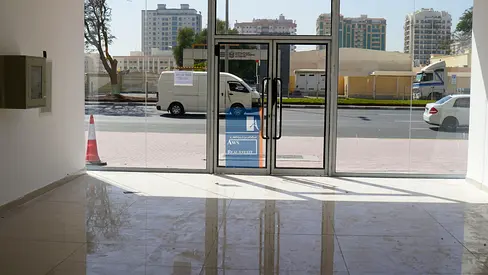 High-Visibility Front-Facing Shop in a Prime Commercial Hub