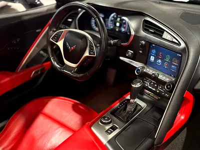 2015 Chevrolet CORVETTE — фото 12