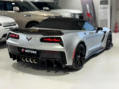 2015 Chevrolet CORVETTE 照片 2