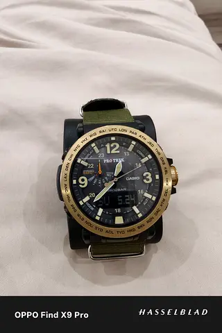 Casio Pro Trek Mens Sport Watch with Green Strap