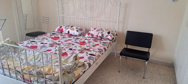 EXECUTIVE BACHELOR ROOM FOR RENT
