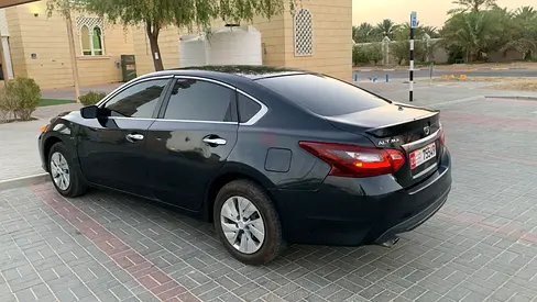 Nissan Altima SR 2016 American Specs
