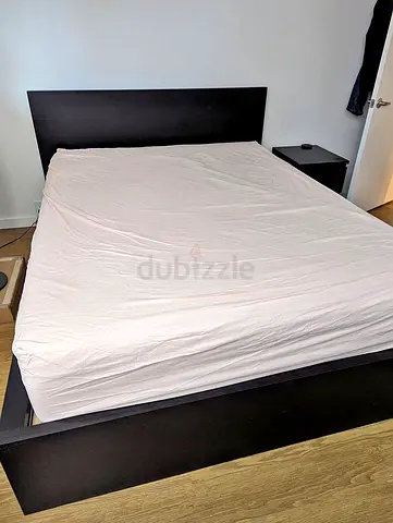 IKEA Bed and mattres / Queen size
