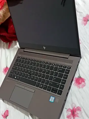 HP EliteBook laptop - 14-inch, Intel i5, business ultrabook
