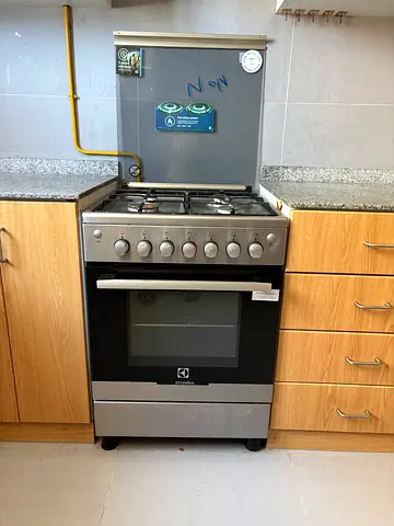 Electrolux 4-Burner Gas Cooker with Oven - Good Working Condition