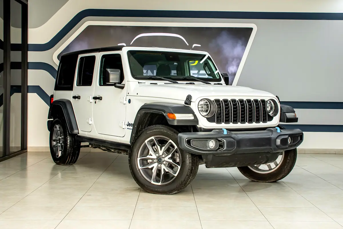 Jeep Wrangler 2024 — photo 1 of 13