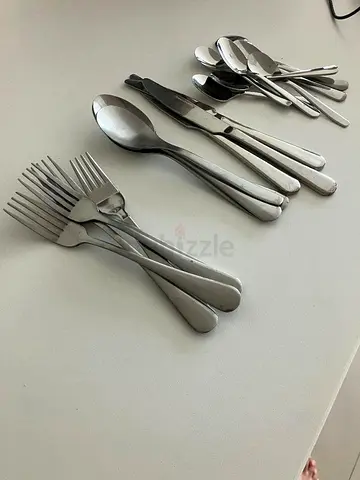 Complete cutlery set, stainless steel. Includes knives, forks and spoons.