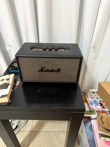 Marshall Bluetooth Speaker in Black