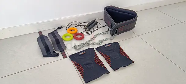 Gym Accessories Set – Dip Belt, Knee Supports, Jump Rope  Grip Rings