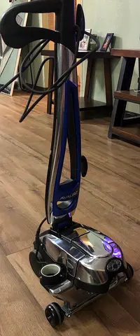 Kirby professionnel vacuum cleaner and can mop too