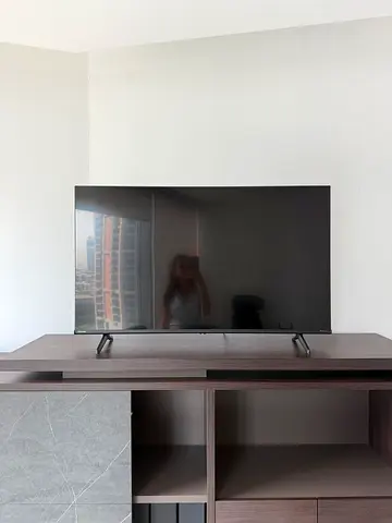 43 inch Hisense same with new excellent quality