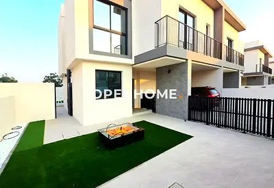 4BR Twin Villa-First User-Ready To Move-Near The Golf Course