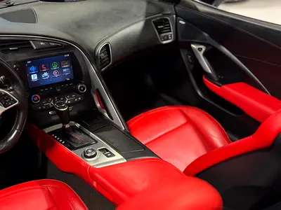 2015 Chevrolet CORVETTE — фото 13