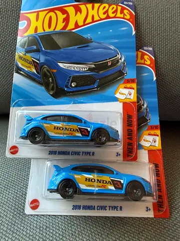 Pair of Hot Wheels 2018 Honda Civic Type R - New in Pack