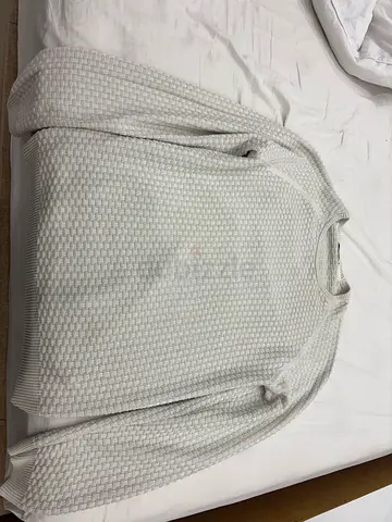 Calvin Klein sweater in off white XL brand new