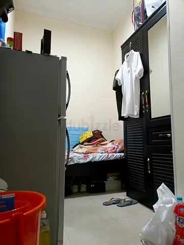 Nice Partition Available in Mankhool behind Burjuman for working executive
