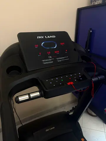 Sky Land Treadmill – Barely Used