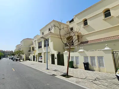 Ready To Move | Investment | 4 Bed Bayti Garden