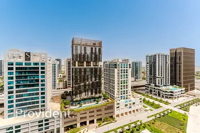 Exclusive | Furnished | Park Facing | VOT