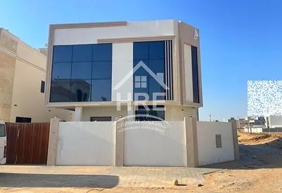 فيلا زاوية جديدة بمساحة مثالية للعائلة