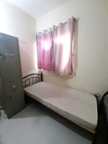 BED SPACE AVAILABLE MUSAFFAH SHABIYA 12