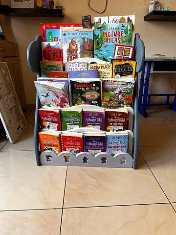 Book shelf (Without books) for sale