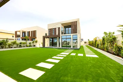 Landscaped Garden | Huge Plot | V4 Executive