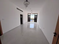 Two master bedrooms, first occupancy, three bathrooms, built-in wardrobes, super deluxe finishing,