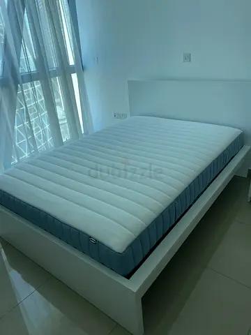 White platform bed frame with mattress - modern, good condition