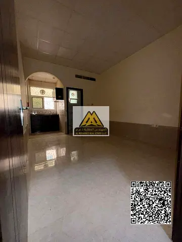 استوديو للإيجار السنوي في الجرف 2 – عجمان | طابق أرضي + تكييف مركزي + موقع مميز قرب جامعة عجمان |