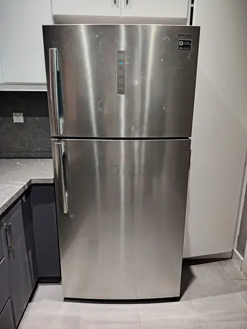 LG REFREGRATOR FOR SALE