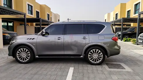 Infiniti QX80 2015 Standard | Single Owner | GCC Specs | Well Maintained