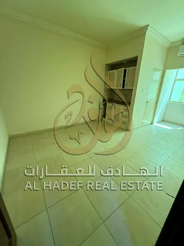 🔥 Premium Studio Apartment for Annual Rent in Sharjah – Al Musalla Area 🔥 An excellent opportunity for upscale living in a vibrant location directl