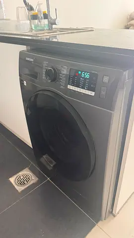 2 in 1 Samsung Front Load Washing Machine with dryer