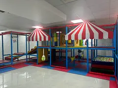 //READY TO MOVE IN/FOR FAMILY ONLY//METRO ACCESSIBLE//KIDS FRIENDLY//
