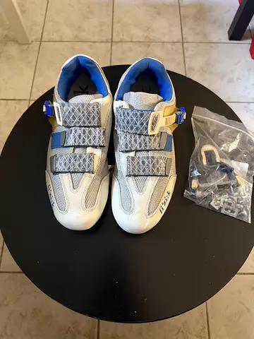 Fizik carbon shoes