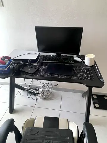 Gaming desk