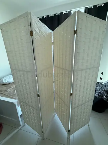 White Folding Room Divider Screen - 4 Panel Privacy Partition (Like New)