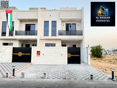 تصميم كلاسيك موقع ممتاز 5 غرف مكيف مركزي و تملك حر لجميع الجنسيات مع روف و السعر قابل للتفاوض